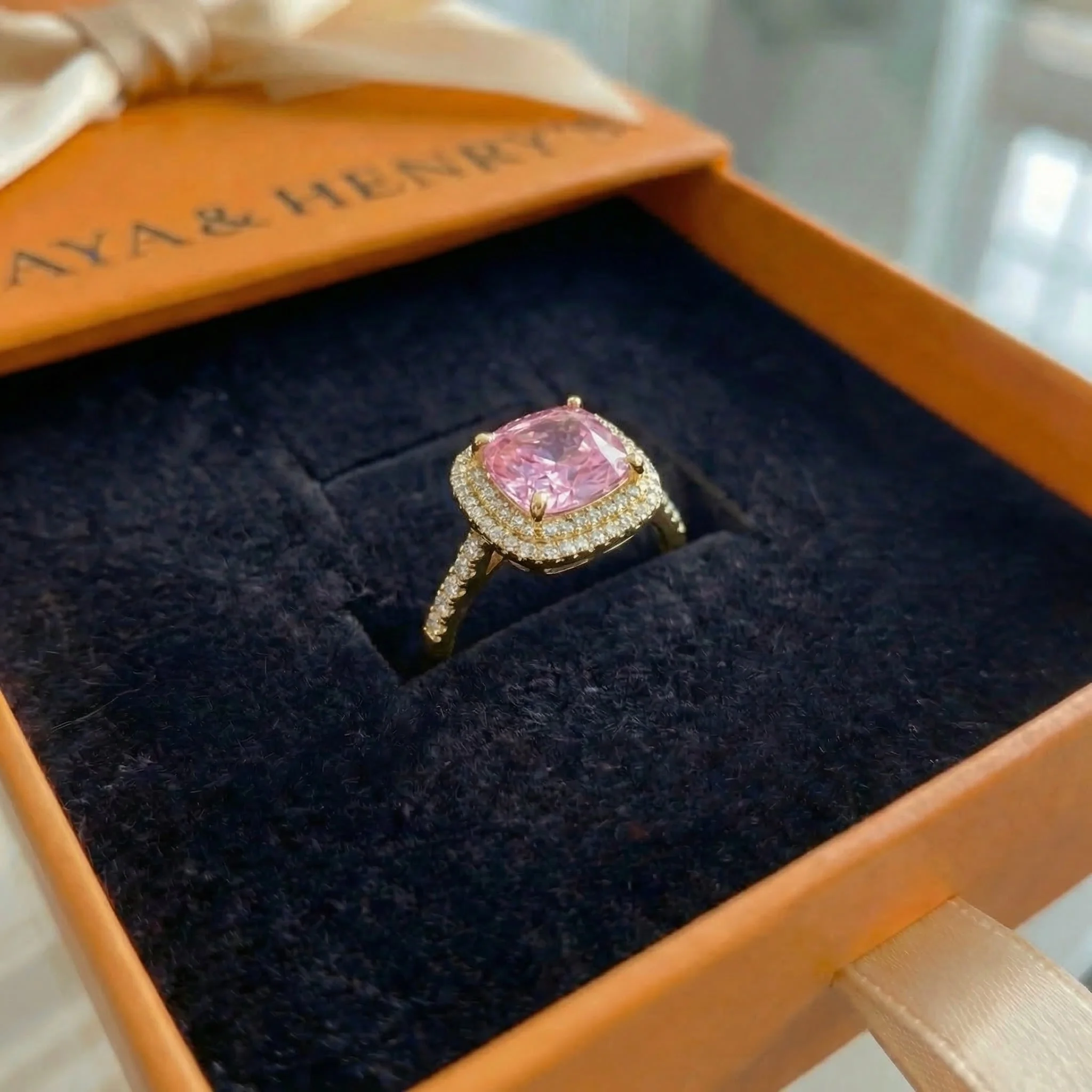 Cushion Pink Sapphire Ring | White Gold - Image 3
